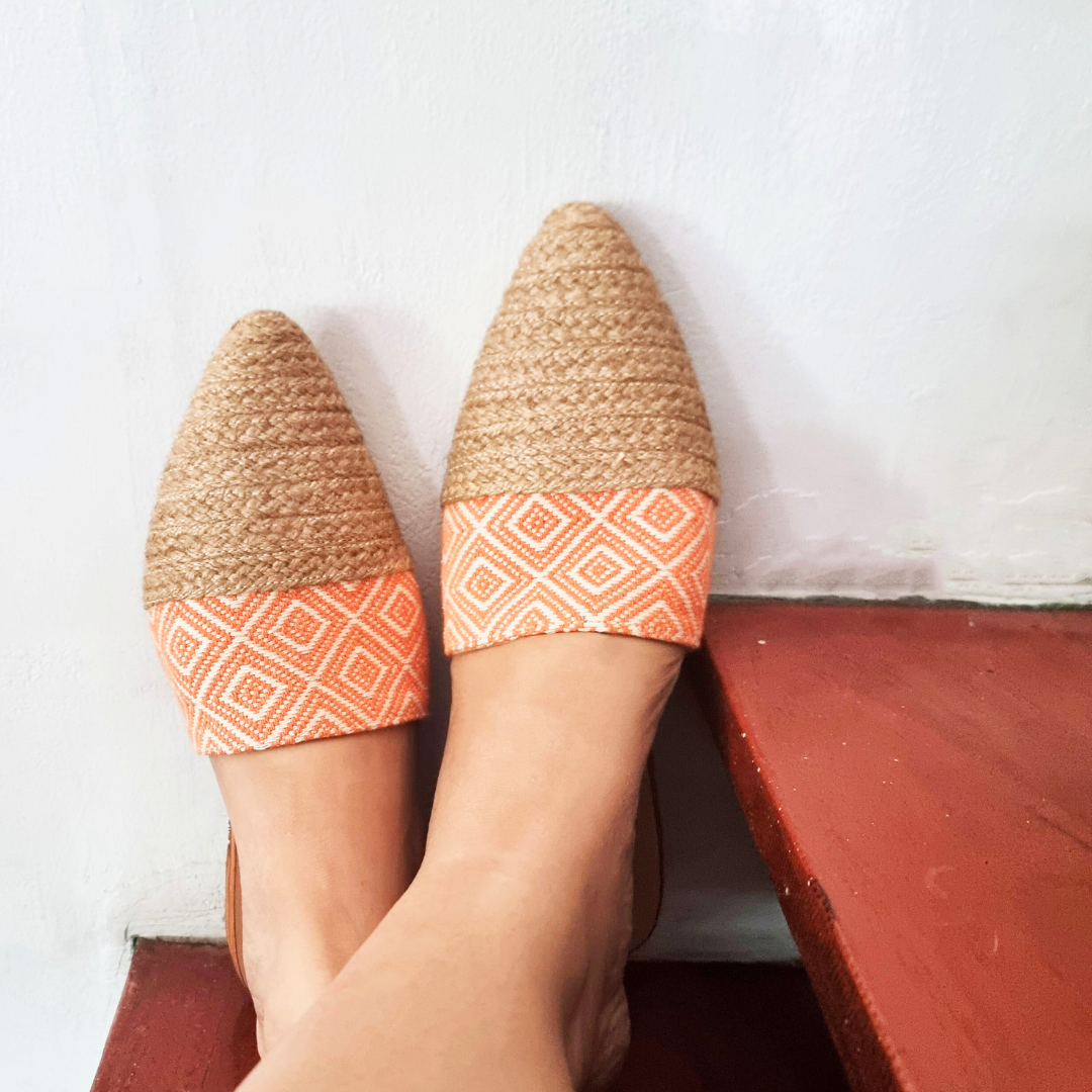 Peach Flat Mules – Elegant & Comfortable Women's Slip-On Shoes