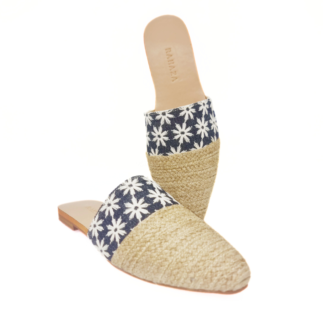 Daisy Flat Mules – Chic & Comfortable Women's Slip-On Shoes
