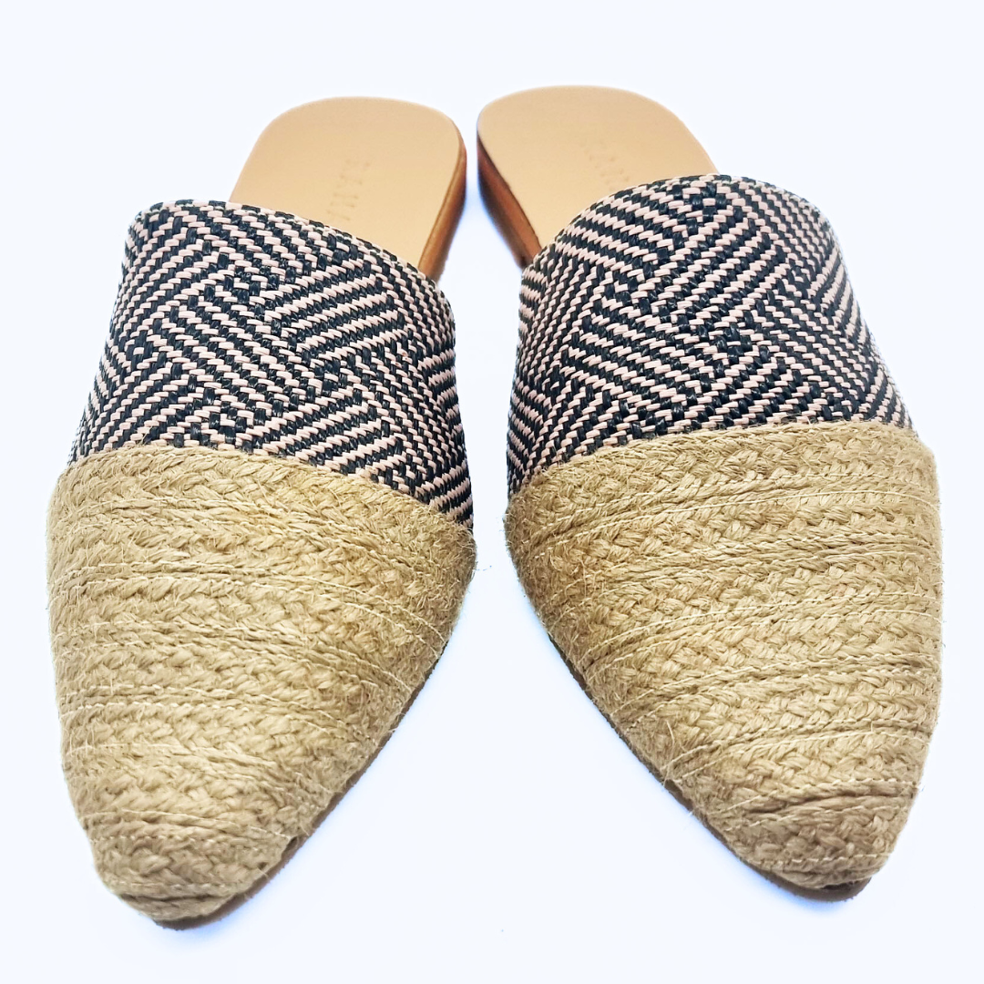 Fara Flat Mules – Stylish & Comfortable Women's Slip-On Shoes