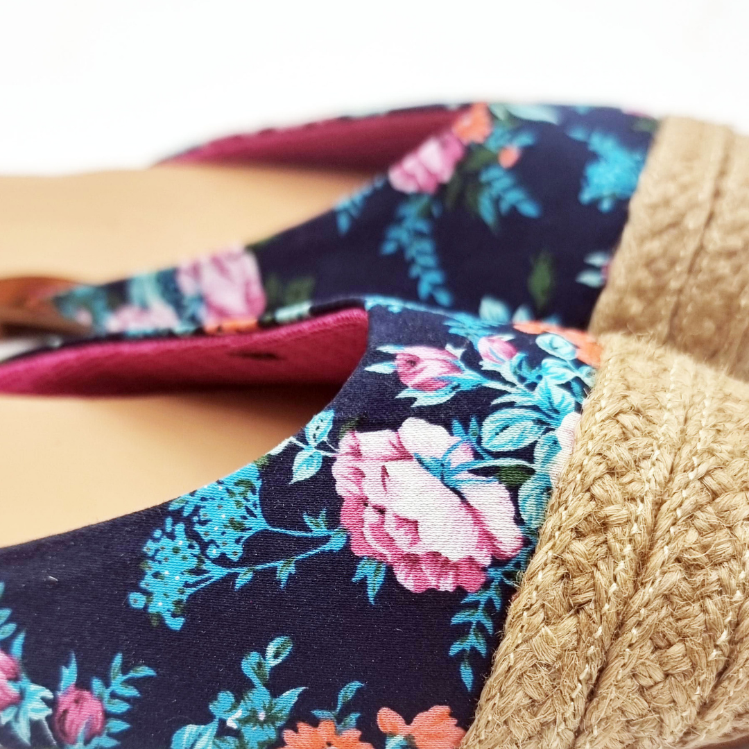 Wendy Flat Mules – Stylish & Comfortable Women's Slip-On Shoes